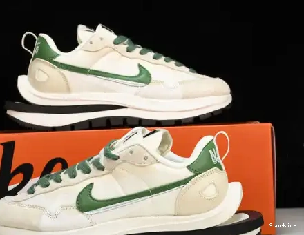 sacai Nike Green Vaporwaffle DD1875-102 White 0622